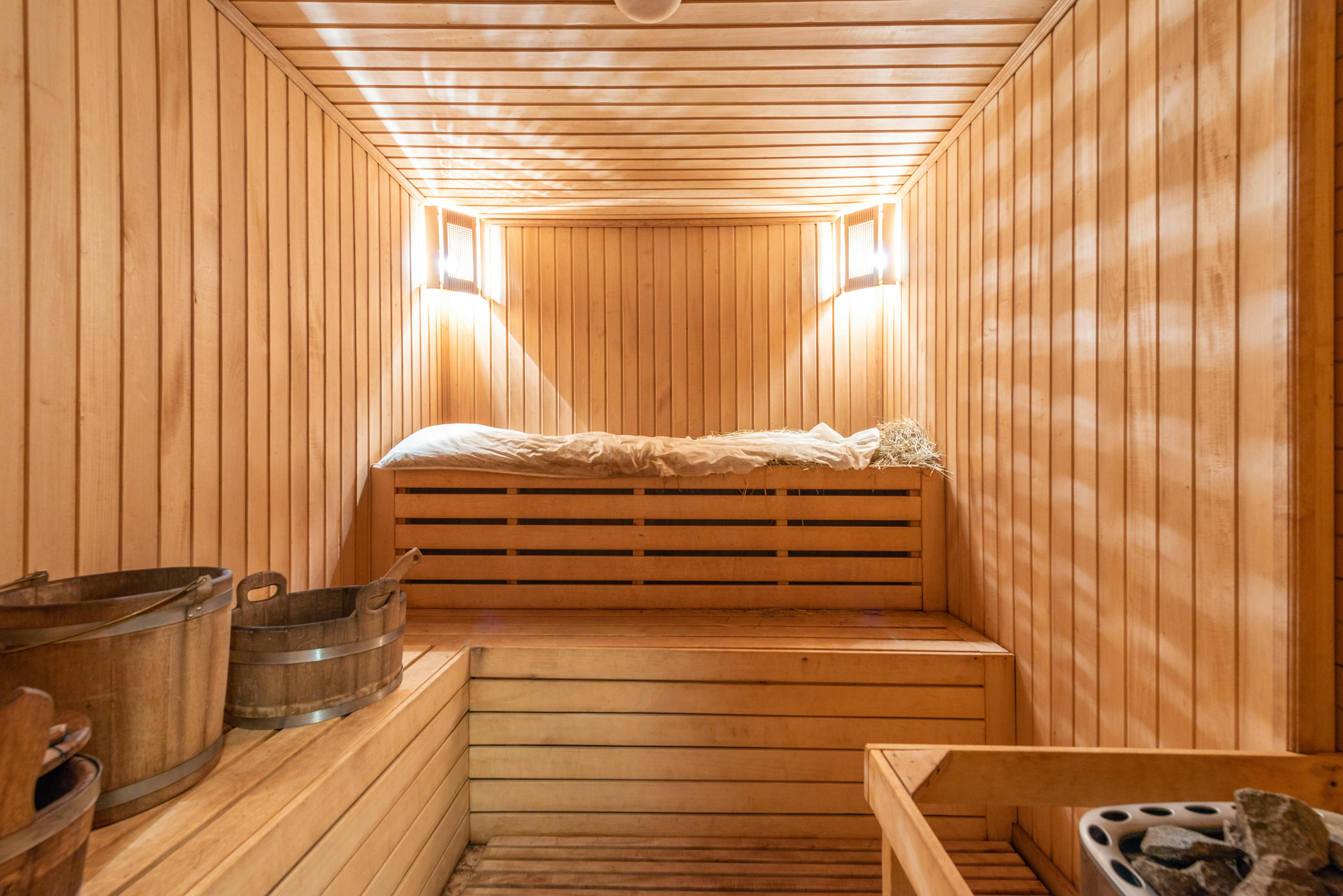 Sauna & Recovery Lounge